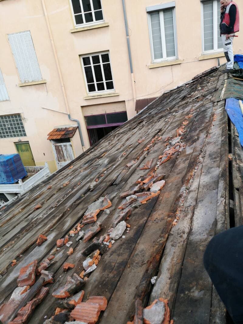 Réfection complète de toiture à Villeurbanne — photo 1
